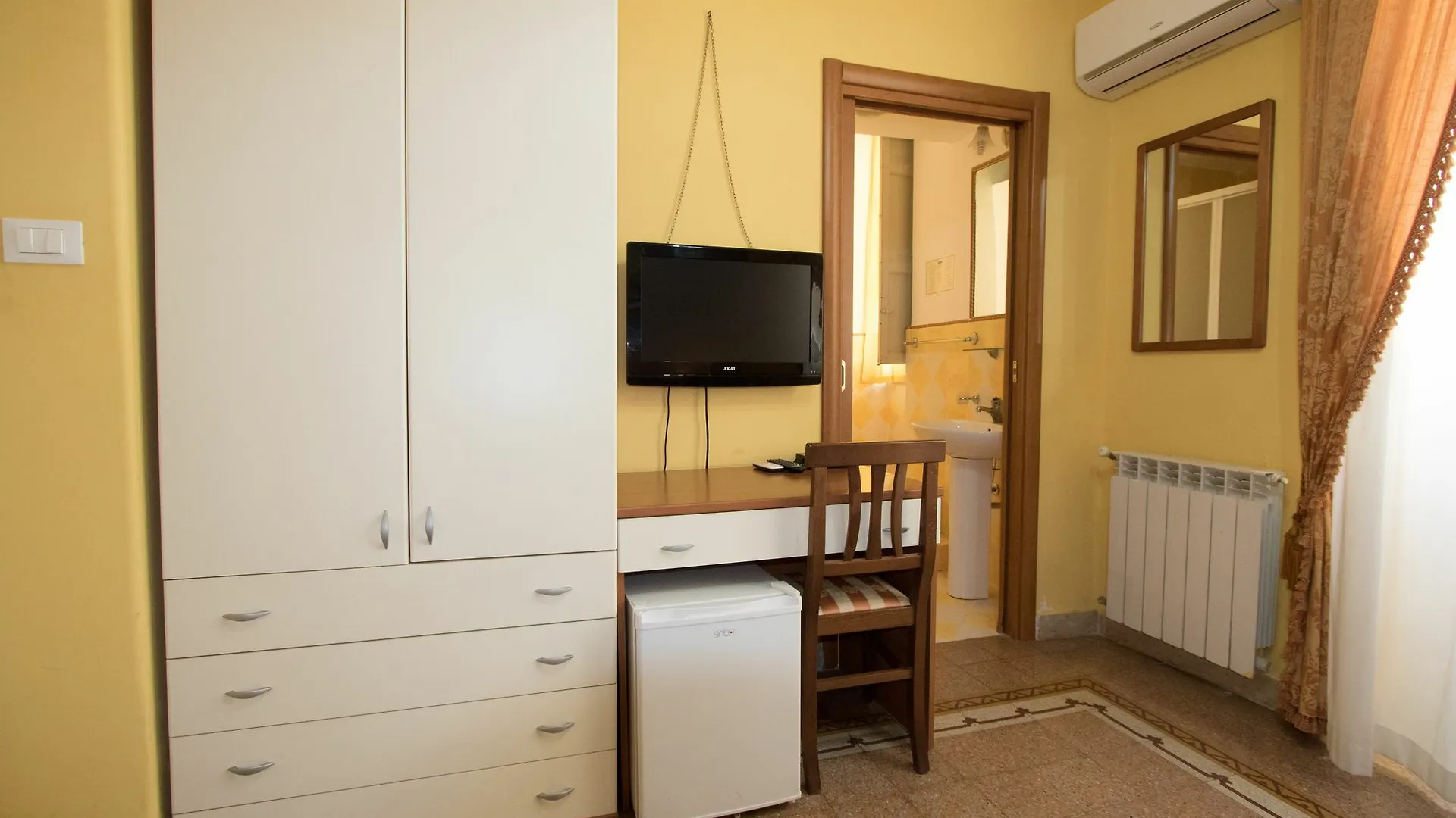 Apartment In Palermo 0*,  Italien