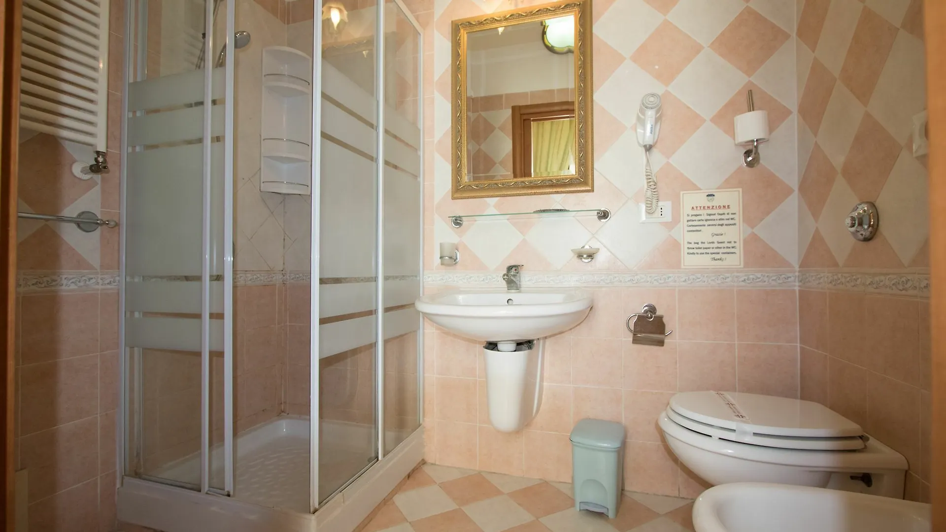 Rum i privatbostad Apartment In Palermo